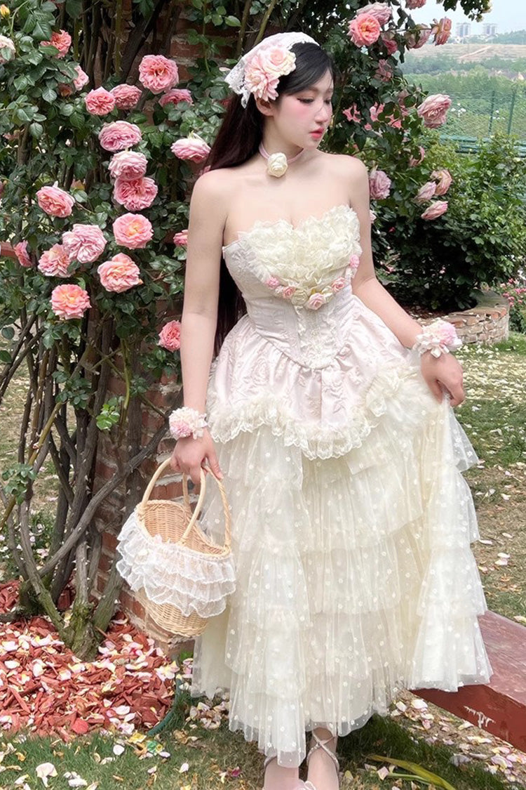 Finely Styled Dress with a Classic Vintage Look