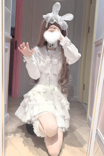 Casually Elegant Garment with a Refined Edge