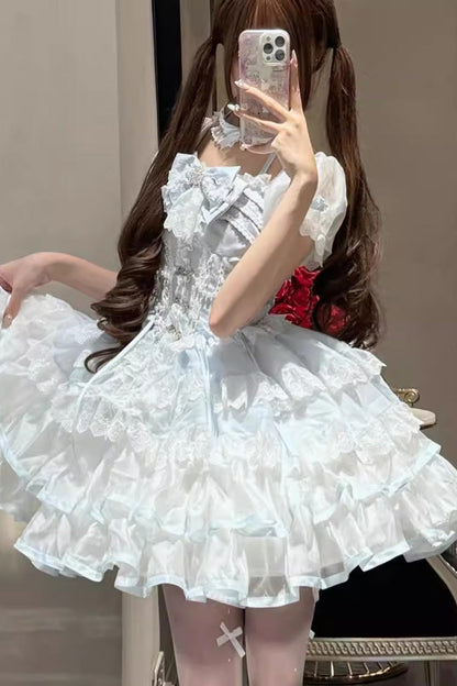 Finely Styled Dress with a Classic Vintage Look