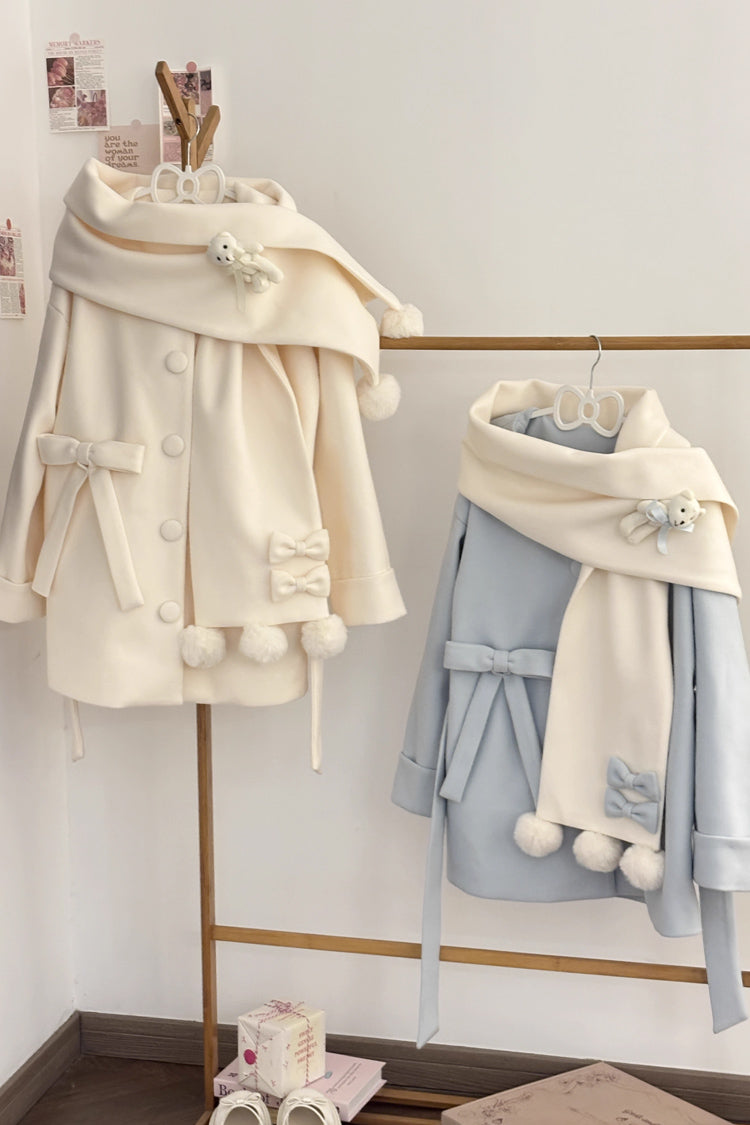 Subtly Elegant Coat with a Refined Vintage Look