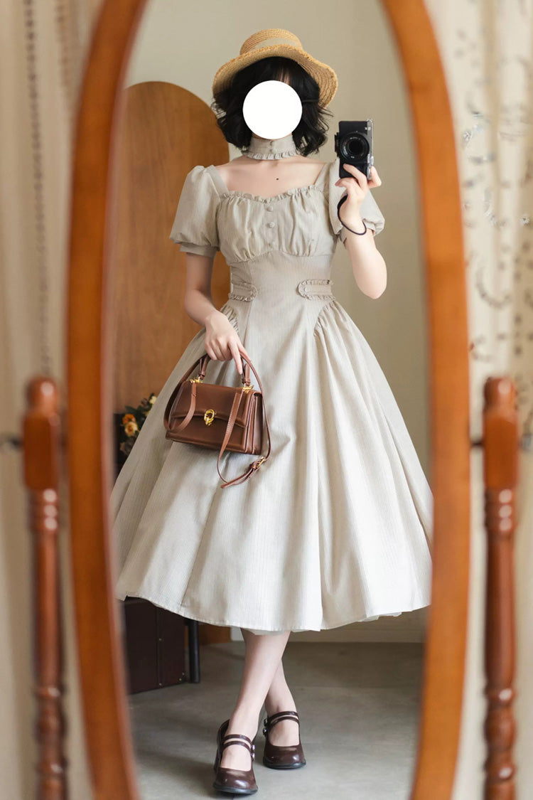 Sophisticated Dress with a Clean Classic Look