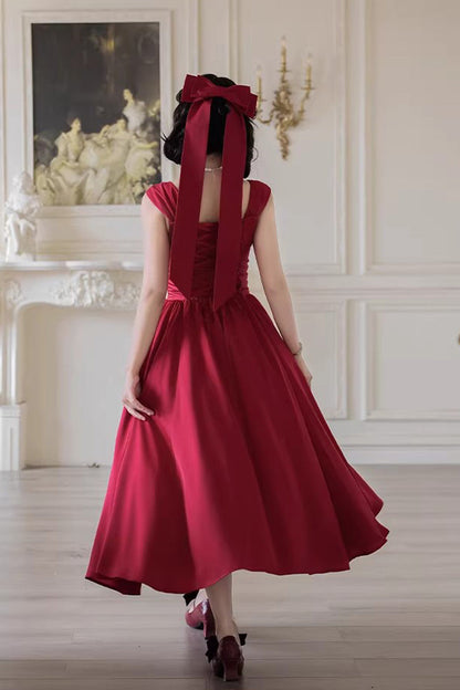 Classic Designed Dress in a Timeless Cut