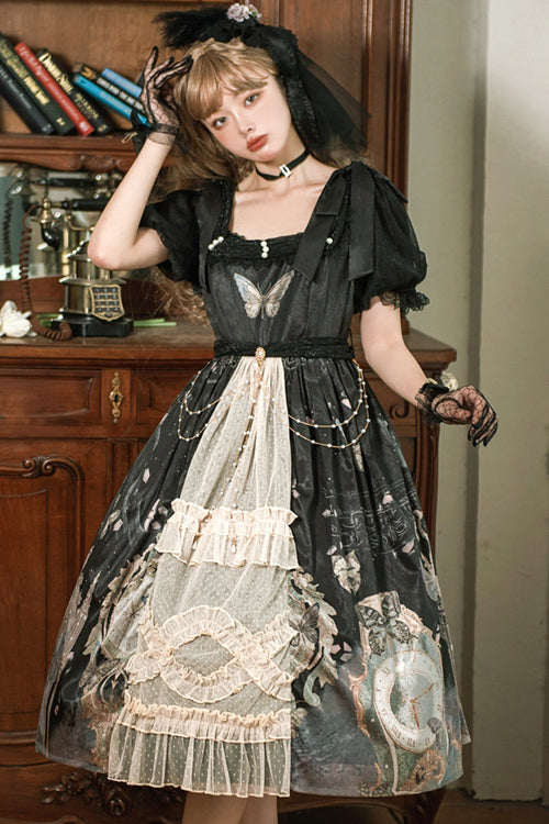 Finely Styled Dress with a Classic Vintage Look