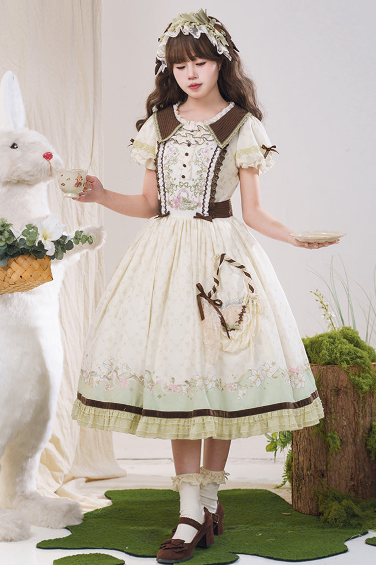 Subtly Elegant Dress with a Refined Vintage Look
