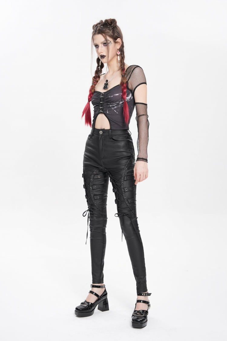 Effortlessly Elegant Pants with a Timeless Design