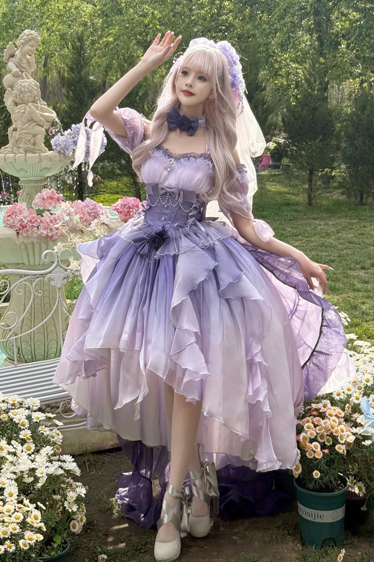 Finely Styled Dress with a Classic Vintage Look
