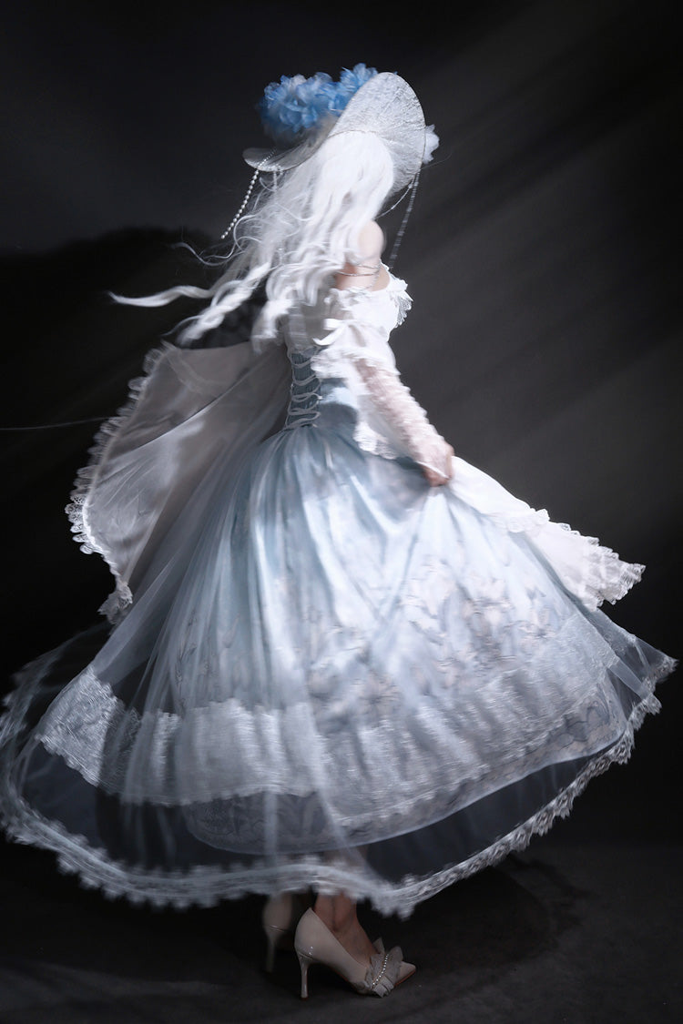 Effortlessly Elegant Garment with a Timeless Design