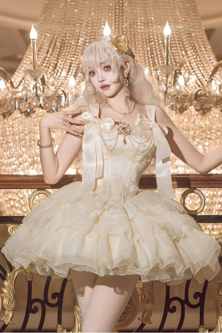 Finely Styled Dress with a Classic Vintage Look