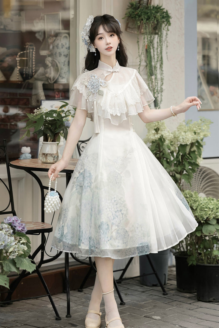 Finely Styled Dress with a Classic Vintage Look
