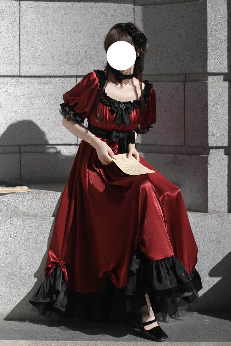 Classic Vintage Dress with a Flattering Fit
