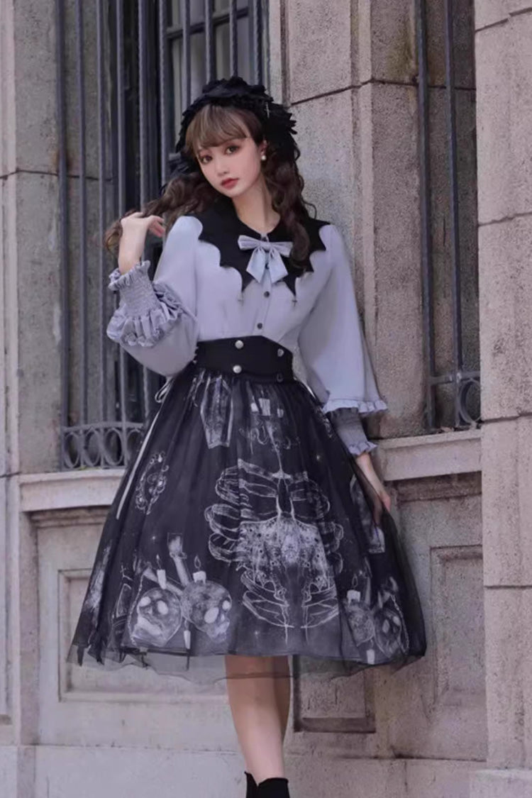Finely Styled Garment with a Classic Vintage Look