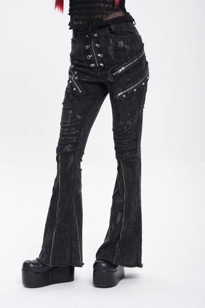 Thoughtfully Designed Pants in a Timeless Style