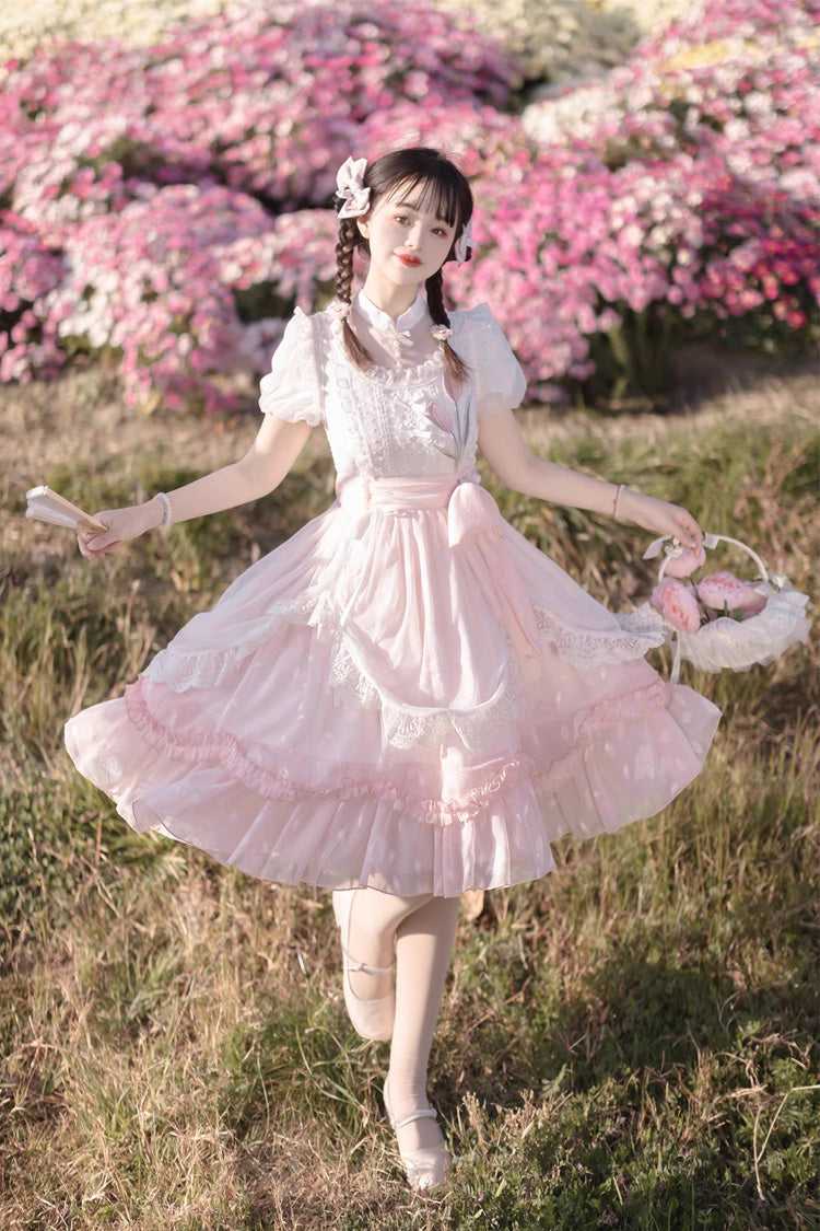 Subtly Elegant Dress with a Refined Vintage Look