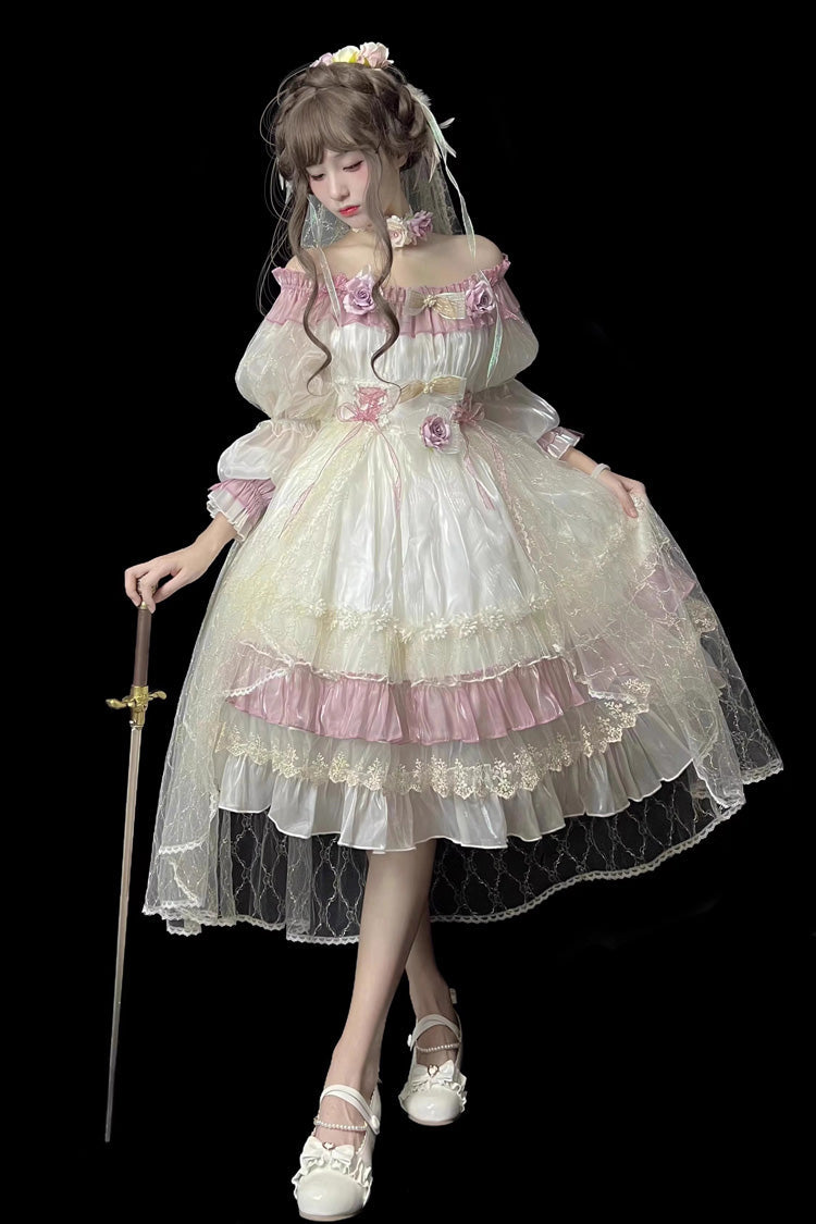 Finely Styled Dress with a Classic Vintage Look