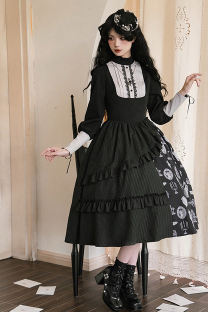 Casually Elegant Dress with a Refined Edge