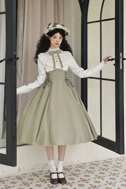 Effortlessly Elegant Dress with a Timeless Design
