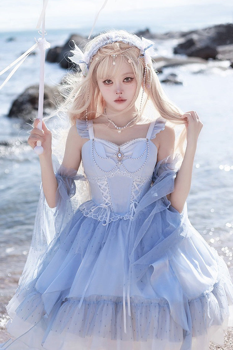 Finely Styled Dress with a Classic Vintage Look