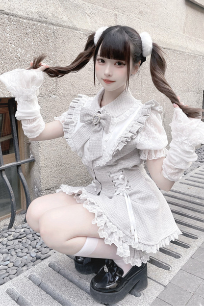 Lace-up Jirai Dress + Shorts + Sleeves + Brooch