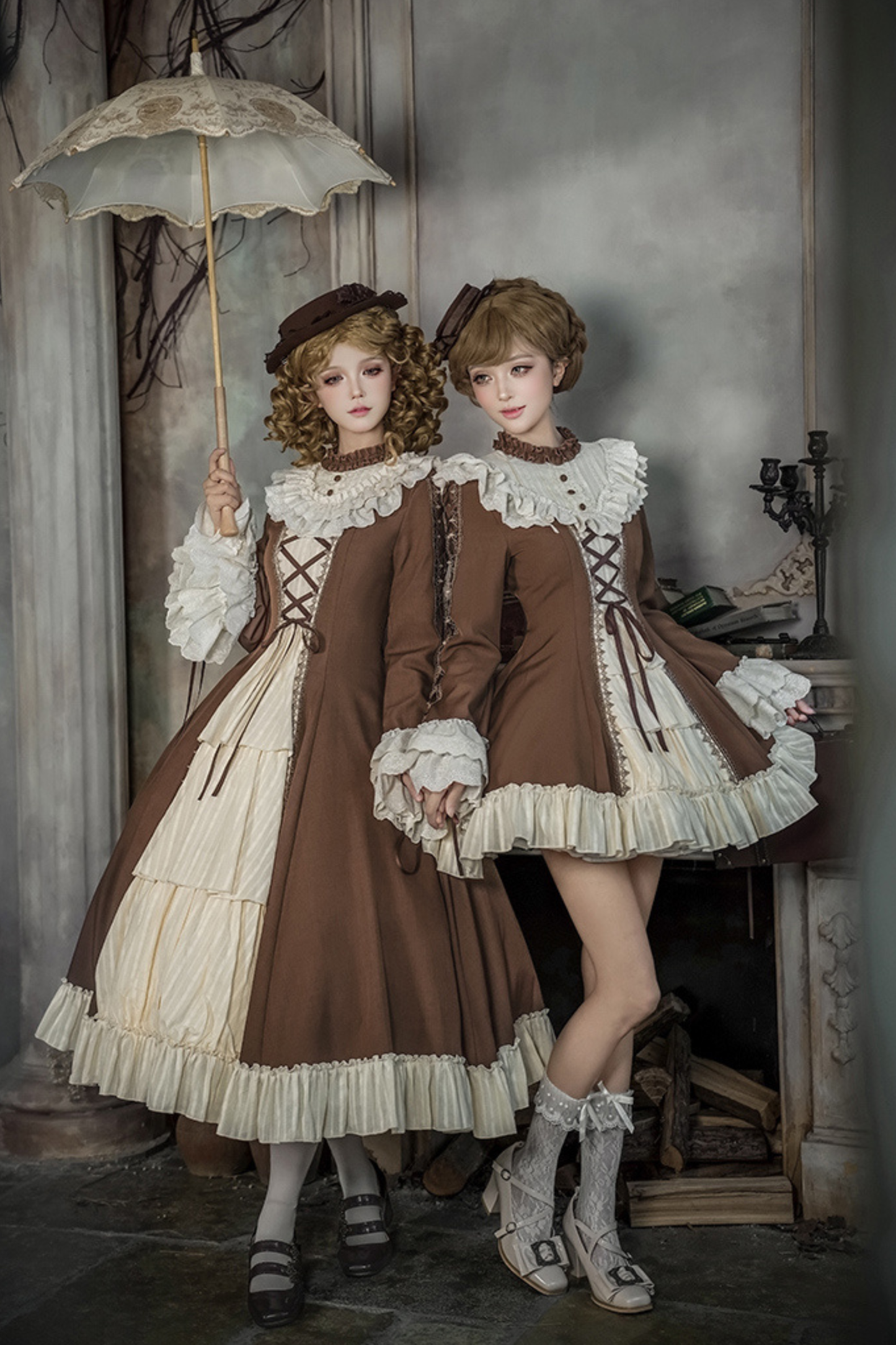 Lace Stand Collar Flared Sleeve Twin Doll Lolita Dress + Collar + Hat