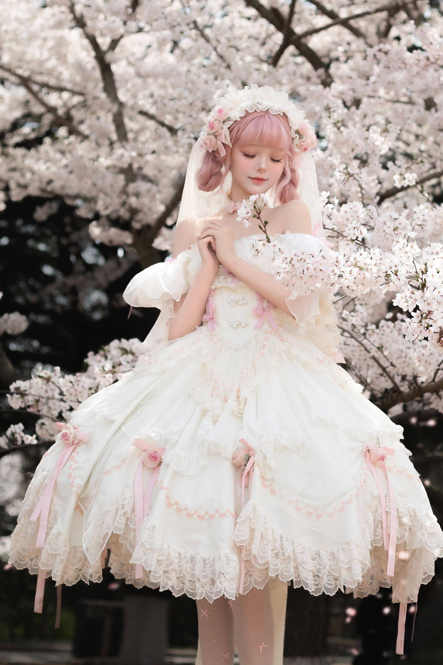 Sweet Princess Dress + Train + Veil + Accessories