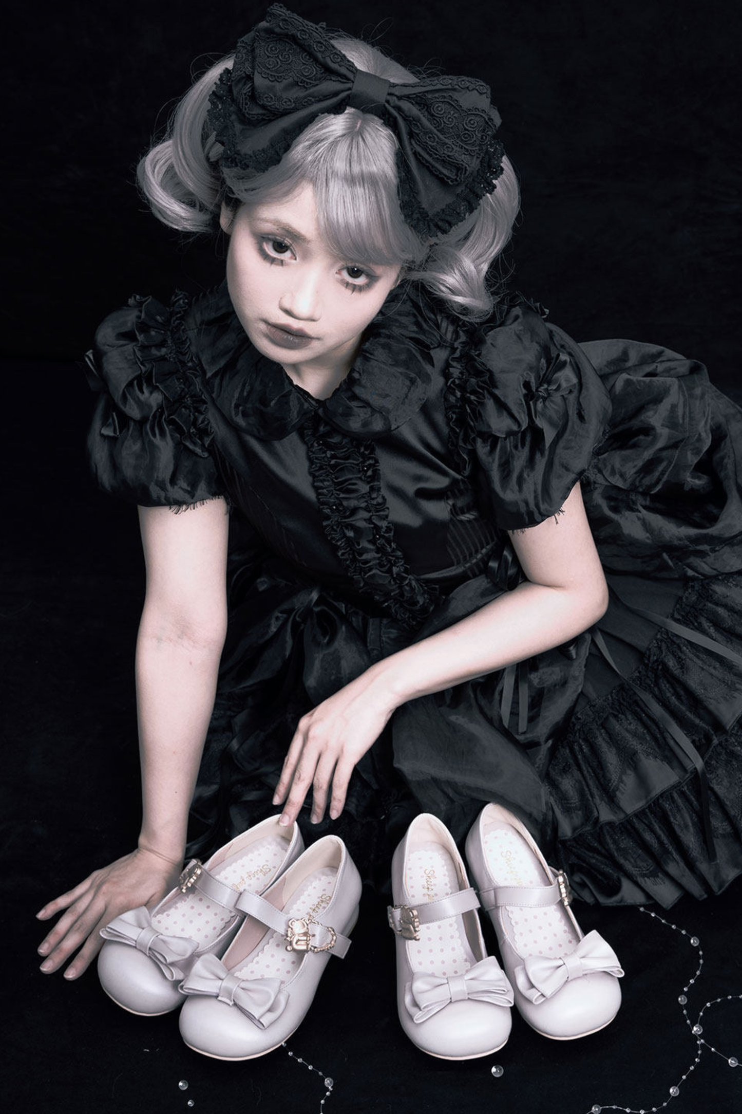 Satin Sheep Puff Ribbon Shoes
