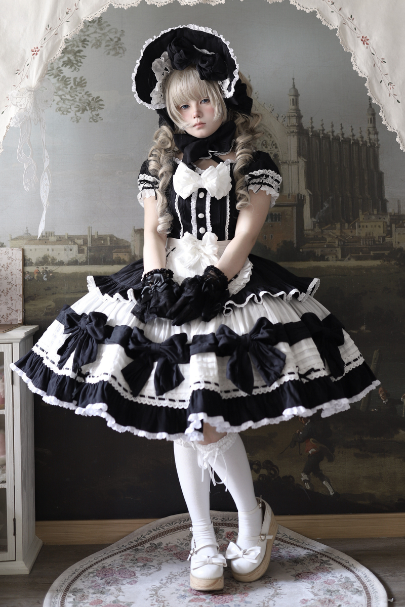 Monochrome Doll Lolita Dress + Headband + Bonnet + Clip