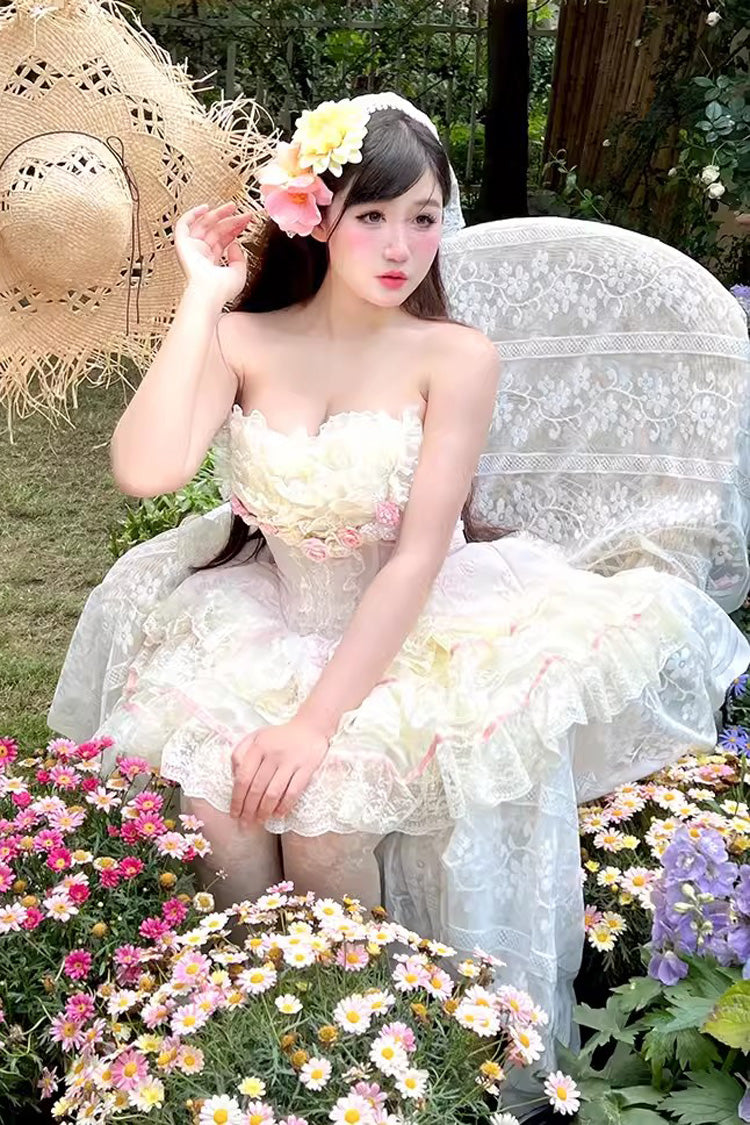 Finely Styled Dress with a Classic Vintage Look