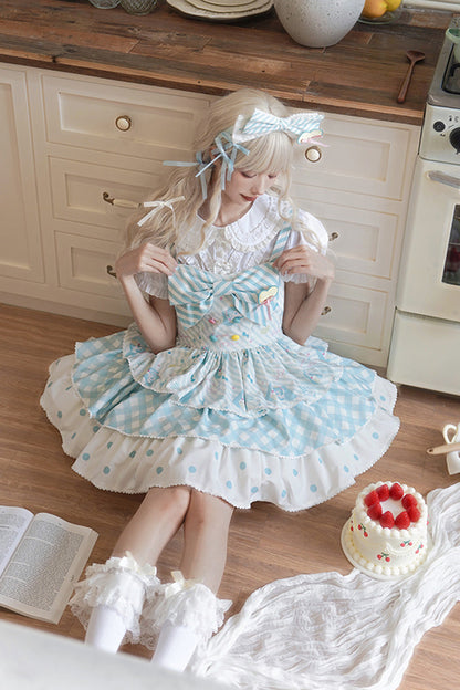 Casually Elegant Dress with a Refined Edge