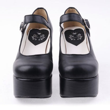 Classic Vintage Shoes with a Flattering Fit