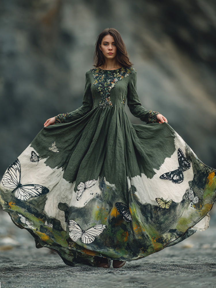 Subtly Elegant Dress with a Refined Vintage Look