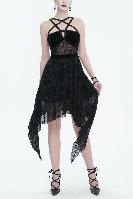 Finely Styled Dress with a Classic Vintage Look