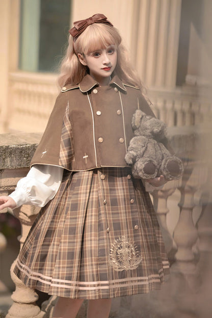 Finely Styled Dress with a Classic Vintage Look