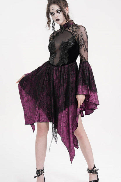 Finely Styled Dress with a Classic Vintage Look