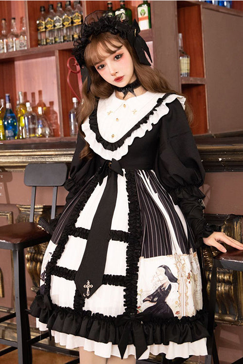Finely Styled Dress with a Classic Vintage Look