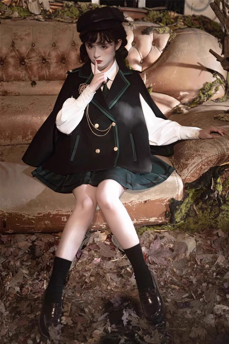 Casually Elegant Garment with a Refined Edge
