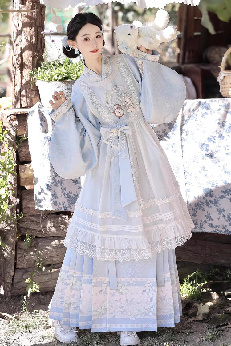Subtly Elegant Garment with a Refined Vintage Look