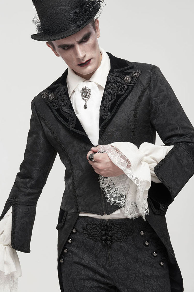 Finely Styled Coat with a Classic Vintage Look