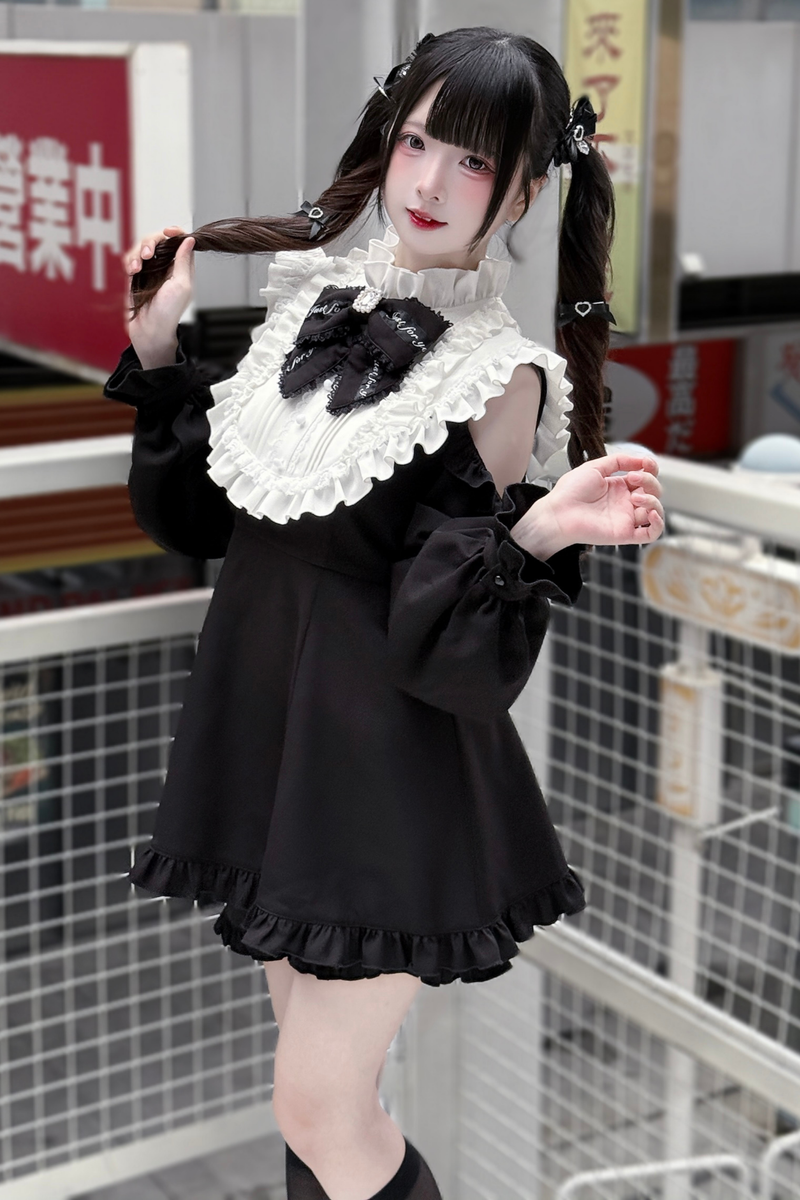 Rose Princess Off-the-shoulder Ruffle Ribbon Top