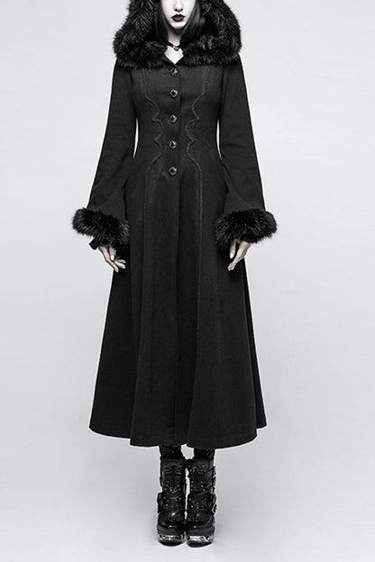 Beautifully Finished Coat in a Timeless Design