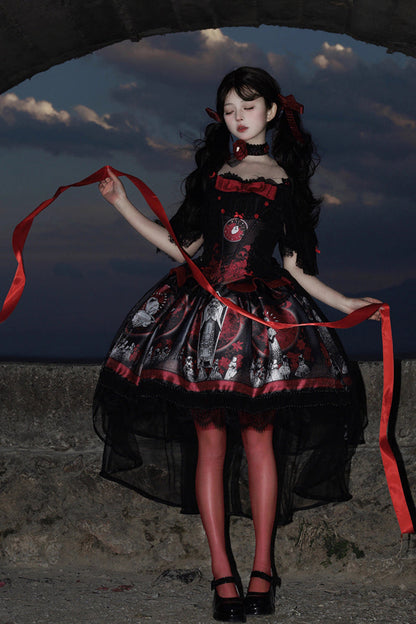 Finely Styled Dress with a Classic Vintage Look