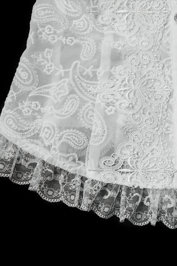 Casually Elegant Blouse with a Refined Edge