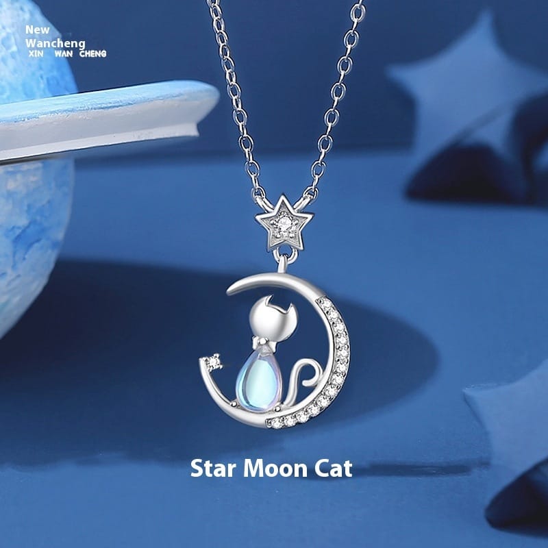 Lunar Familiar���s Starlight Necklace