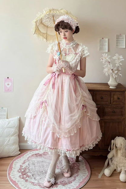 Beautifully Crafted Dress in a Classic Style