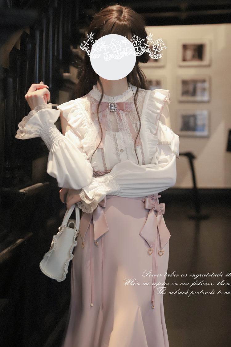 Subtly Elegant Dress with a Refined Vintage Look