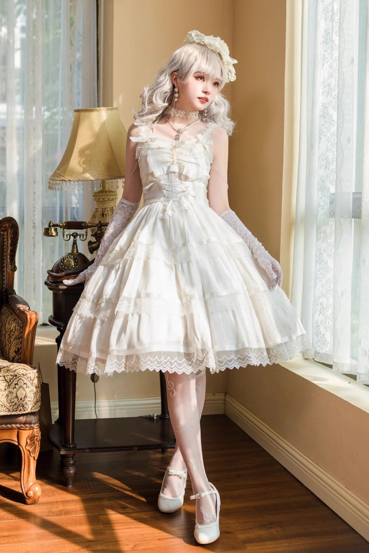 Subtly Elegant Dress with a Refined Vintage Look