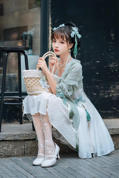 Thoughtfully Designed Dress in a Timeless Style