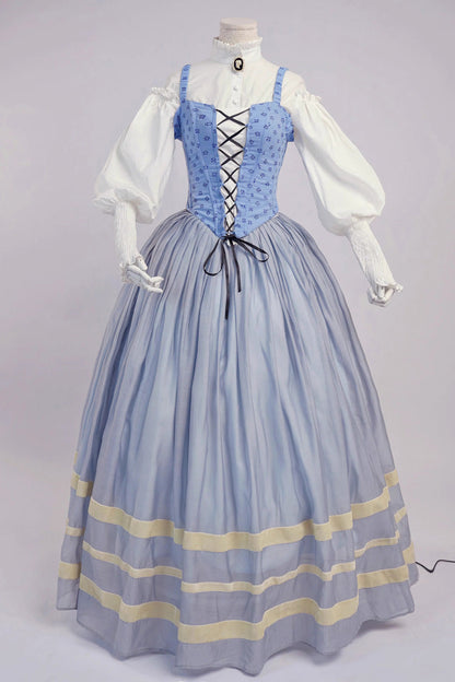 Subtly Elegant Dress with a Refined Vintage Look