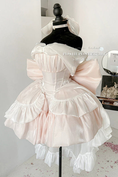 Classic Designed Dress in a Timeless Cut