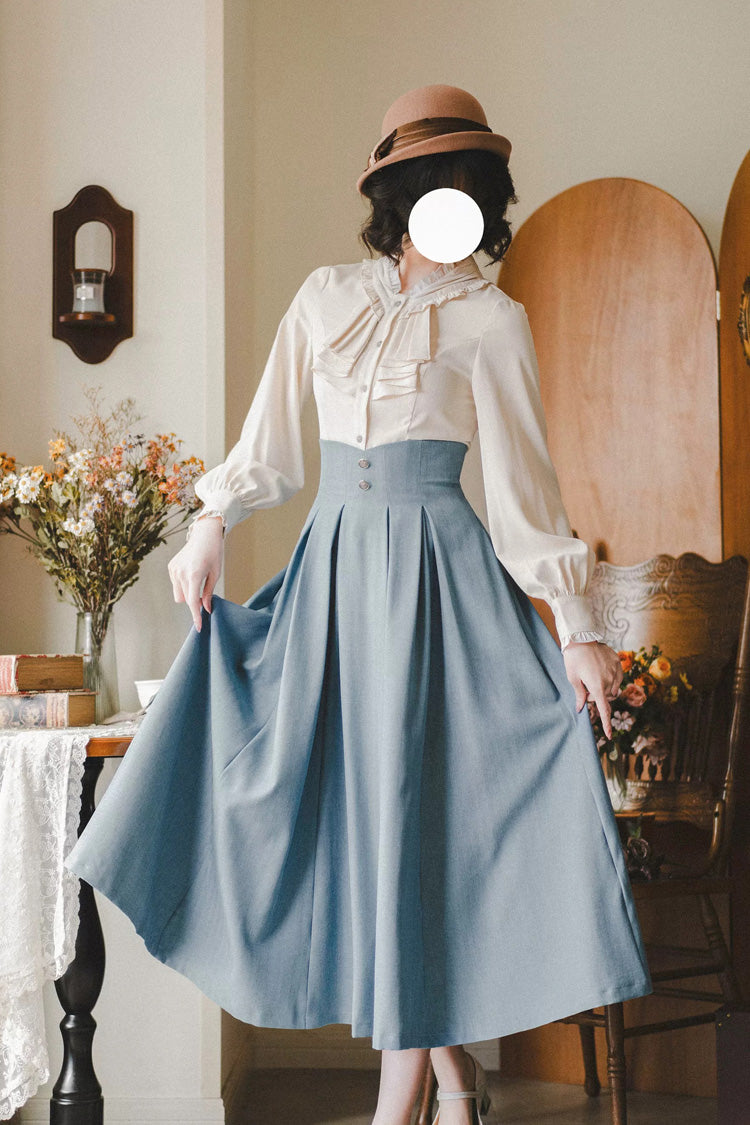 Finely Styled Garment with a Classic Vintage Look