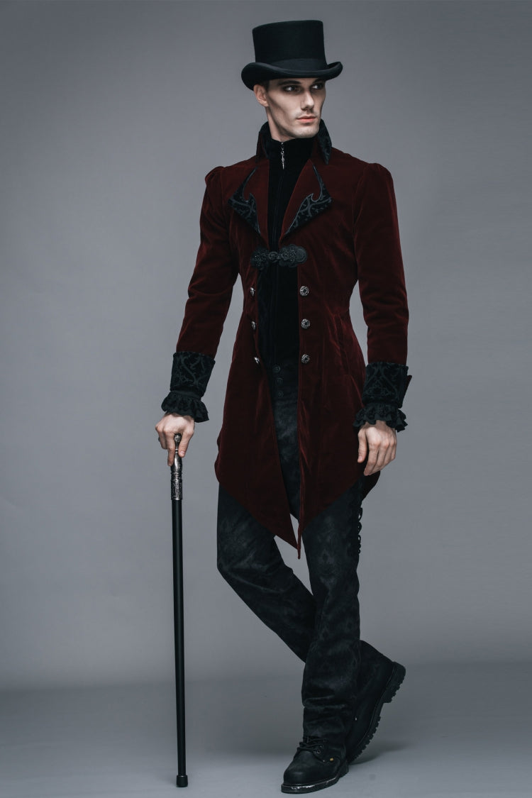 Beautifully Finished Coat in a Timeless Design